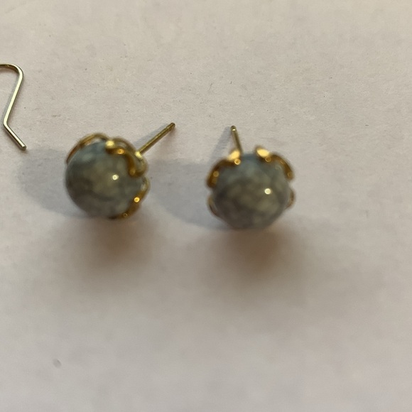 Two pairs pierced earrings - Picture 3 of 5